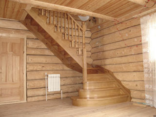 лестница маршевая деревянная